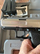 H&K USP 40 Compact stainless first year in box - 12 of 12