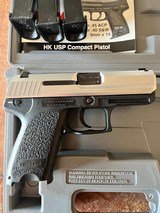H&K USP 40 Compact stainless first year in box - 4 of 12
