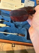 S&W 29-2 44 magnum, 4” barrel in Presentation case - 12 of 15