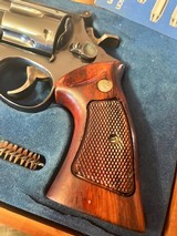 S&W 29-2 44 magnum, 4” barrel in Presentation case - 2 of 15
