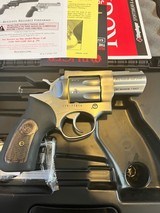 Ruger GP100, 7 shot, 2.5” barrel ANIB - 3 of 6