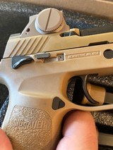 Sig M18 military overrun with Romeo 17 red dot in box - 6 of 8