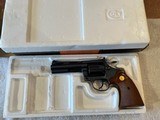 Stunning Colt Diamondback 38,
4 inch with box - 12 of 12