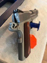 As New Colt Combat Lightweight Commander 1911 XSE 9mm in box - 6 of 10