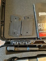 Sig P938 SAS 9mm 2 tone in box - 7 of 10