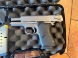 S&W 4516-1 compact 45acp in Excellent shape - 10 of 11