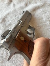 S&W 639 9mm stainless, 1986, 2 mags - 4 of 13