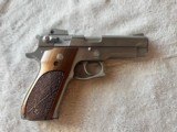 S&W 639 9mm stainless, 1986, 2 mags - 2 of 13