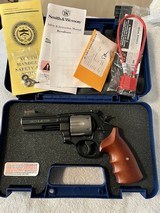 S&W 329 Airlite PD, 44 magnum, in box Excellent