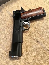 Les Baer Monolith 45acp in Excellent shape - 3 of 12