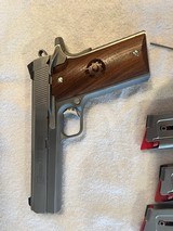 Full size Coonan 357 Semi Auto w/ 3 mags - 3 of 12