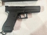 1st Gen Glock 17 in Box, excellent shape - 3 of 10