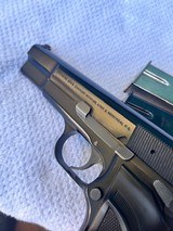 Browning Hi Power 40 S&W in Excellent condition - 7 of 9