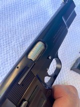Browning Hi Power 40 S&W in Excellent condition - 8 of 9