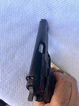 Browning Hi Power 40 S&W in Excellent condition - 4 of 9