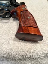 S&W Model 19-3, 4 inch in box mint, Full target - 5 of 12