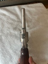 S&W 686 No dash 4 inch, 357 Magnum - 3 of 10
