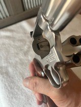 S&W 686 No dash 4 inch, 357 Magnum - 9 of 10