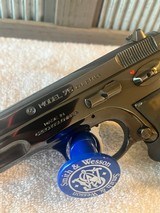1987 CZ 75 Pre B, High Polish Blue, no import marks - 2 of 13