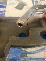 Sig P232 SL in box with 3 mags, excellent! - 12 of 13