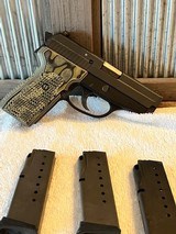 Sig P239 9mm w/3 mags, excellent shape - 3 of 14