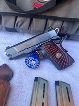 Wilson Combat Sentinel 9mm Factory Custom Beautiful 9mm - 2 of 15