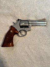 S&W 686 no dash, 4 inch, excellent shape - 2 of 12