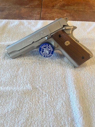 1980 Colt Satin Nickel Commander 70 series