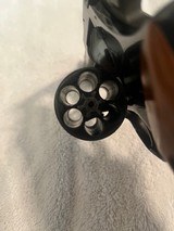 Dan Wesson 15-2 4 inch vent rib 357 magnum - 11 of 12