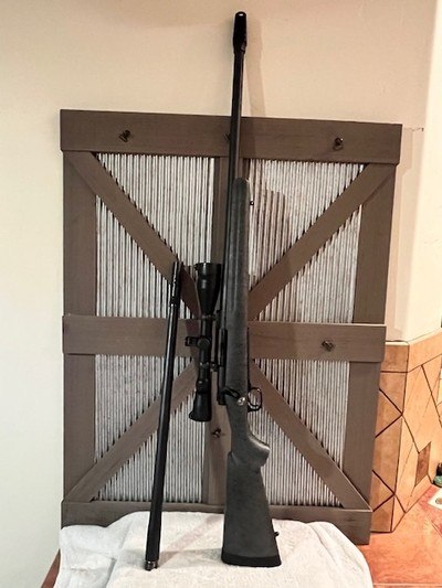 7mm Mag Winchester 70 Classic Laredo LRH Boss Leupold