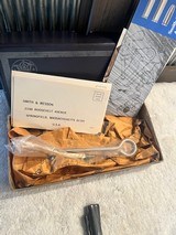 S&W 31-1 New in Box, 32 S&W Long - 14 of 20