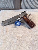 Springfield 1911a1 stainless 1911 45acp - 1 of 8