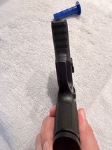 Sig p320 Compact Medium 9mm excellent - 9 of 10