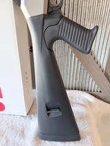 Benelli M4 H2O as new in box - 4 of 13