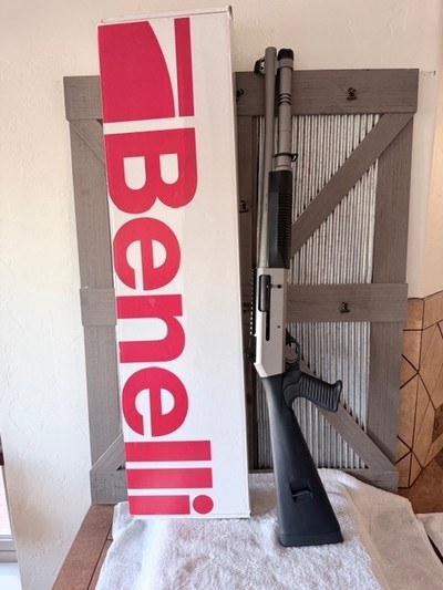 Benelli M4 H2O as new in box