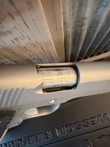 Dan Wesson Valor in box excellent, 9mm - 7 of 12