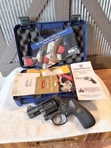 S&W 386 Night Guard 357 in box, excellent! - 1 of 14
