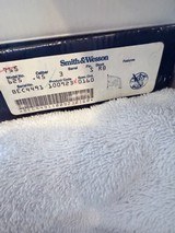 S&W 625-2 3 inch barrel in box, model 1989 - 7 of 13
