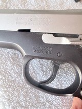 S&W 3914 2 tone, Lew Horton 1 of 200 9mm - 11 of 12
