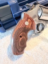S&W 629-4 3 inch 44 Mag in excellent shape - 7 of 11