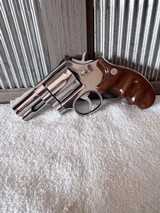 S&W 686-1 2.5 inch, factory combat grips - 1 of 15