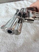 S&W 686-1 2.5 inch, factory combat grips - 8 of 15