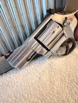 S&W 686-6 2.5 inch 357 mag with extras - 3 of 14
