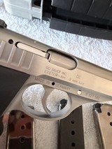 Sig Sauer P232 in box with 3 mags, 380 acp - 6 of 13