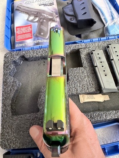 Limited run Sig P239 Rainbow, 40 S&W as new in Box - Image 6 of 15