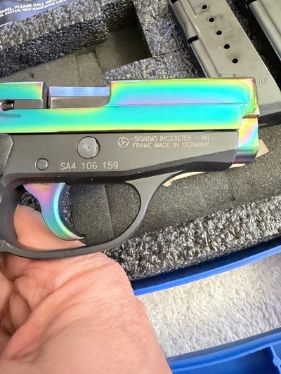 Limited run Sig P239 Rainbow, 40 S&W as new in Box - Image 12 of 15
