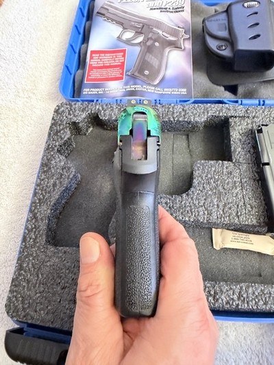 Limited run Sig P239 Rainbow, 40 S&W as new in Box - Image 8 of 15