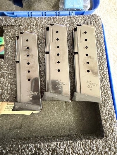 Limited run Sig P239 Rainbow, 40 S&W as new in Box - Image 13 of 15