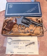 1964 S&W model 36 no dash in box flat latch - 2 of 13
