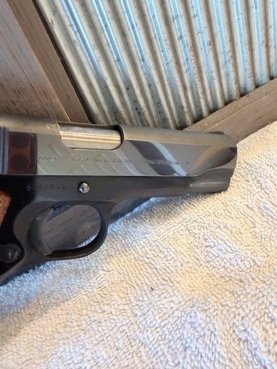 Beautiful 1965 Colt Lightweight Commander in 38 Super - Image 5 of 15